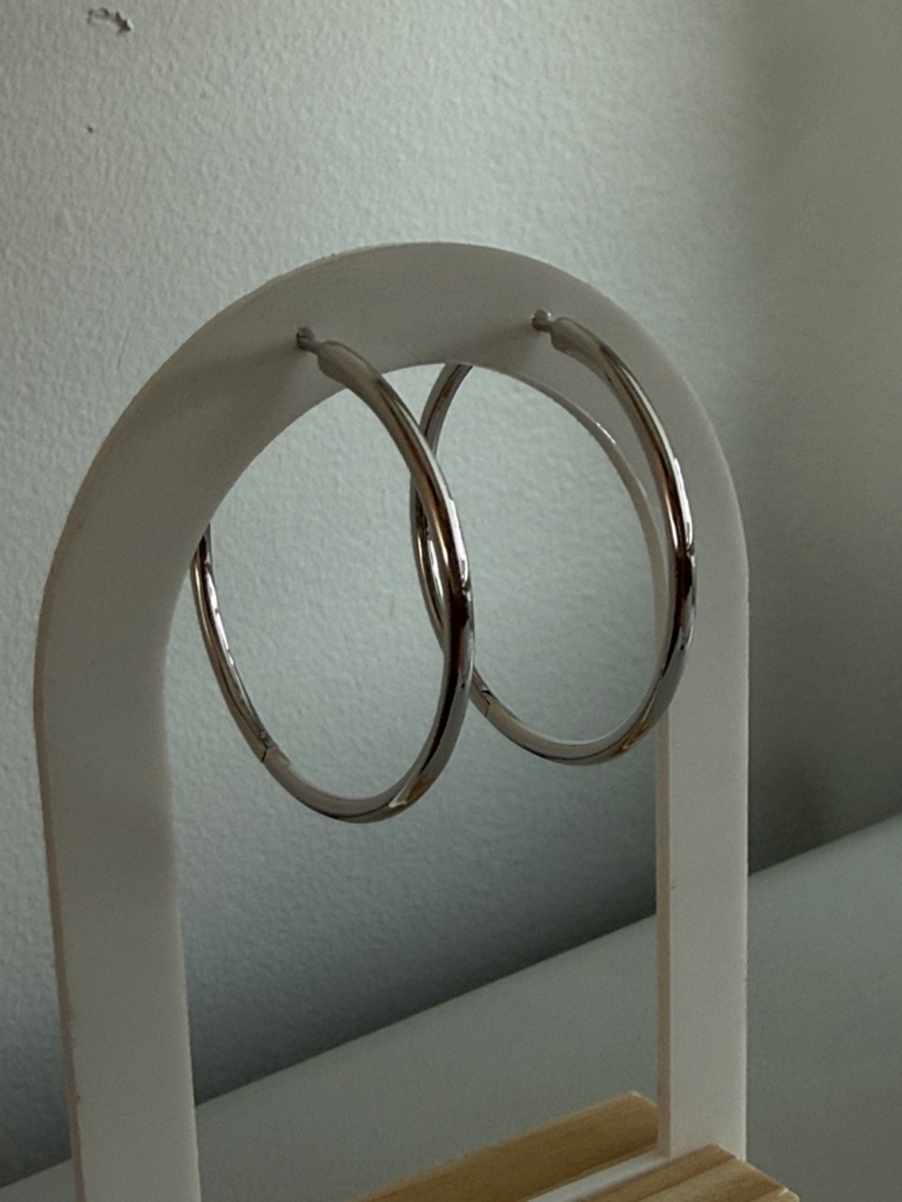 Classic Silver Hoop Earrings - Timeless Women's Jewelry